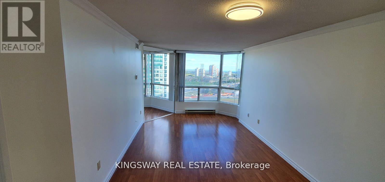 1706 - 4470 Tucana Court, Mississauga (Hurontario), Ontario  L5R 3K8 - Photo 8 - W12398676