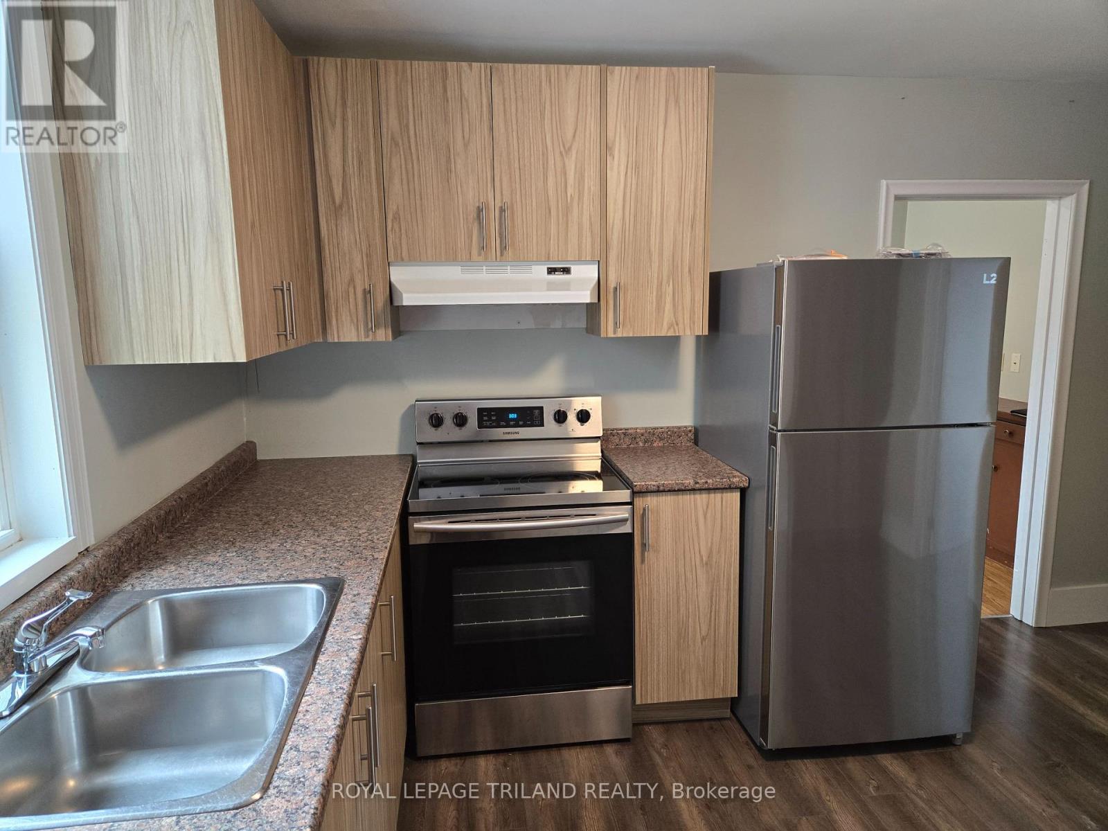 Main - 18 Childers Street, London East, Ontario  N5W 4B9 - Photo 4 - X12398358
