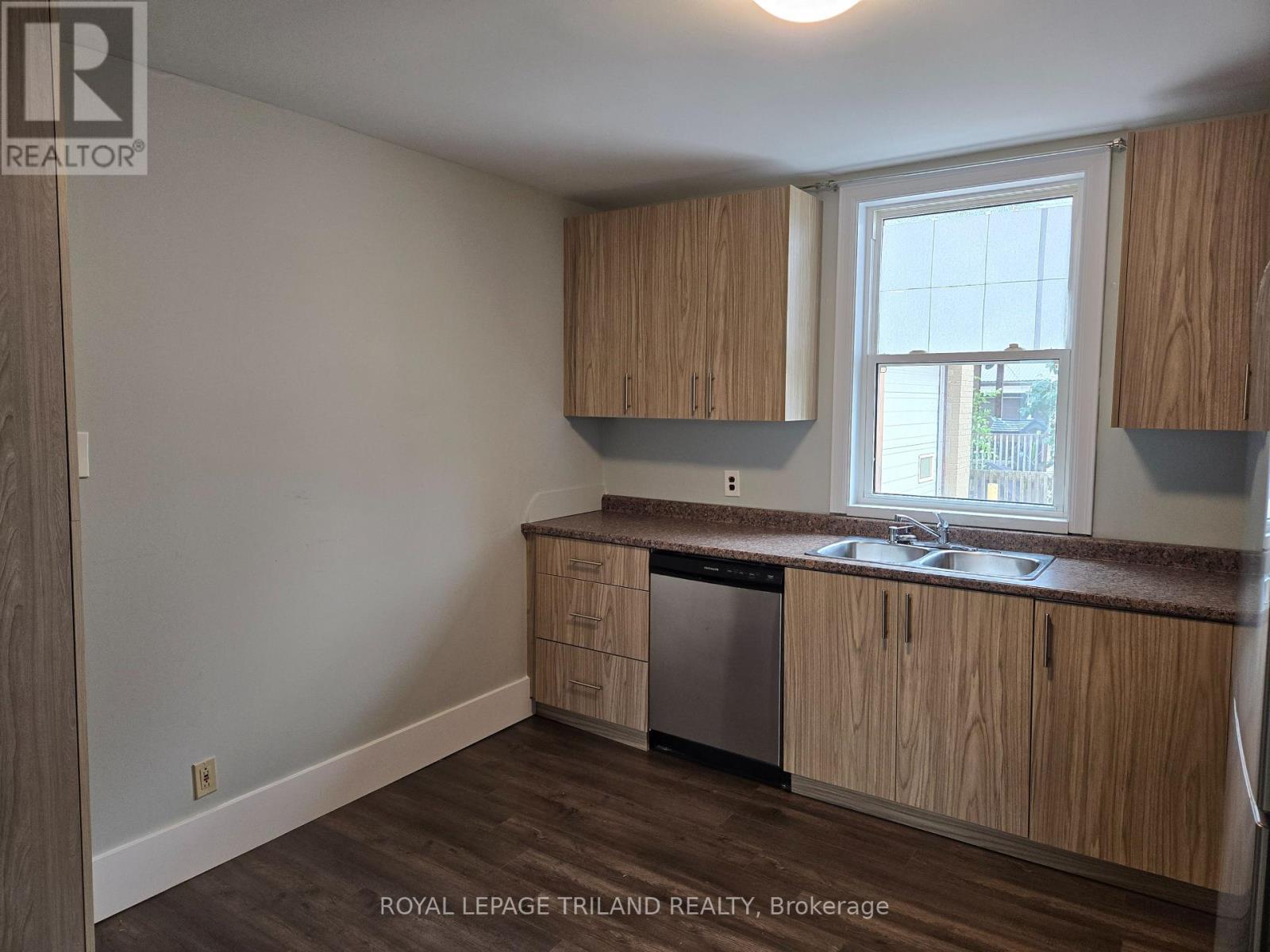 Main - 18 Childers Street, London East, Ontario  N5W 4B9 - Photo 5 - X12398358
