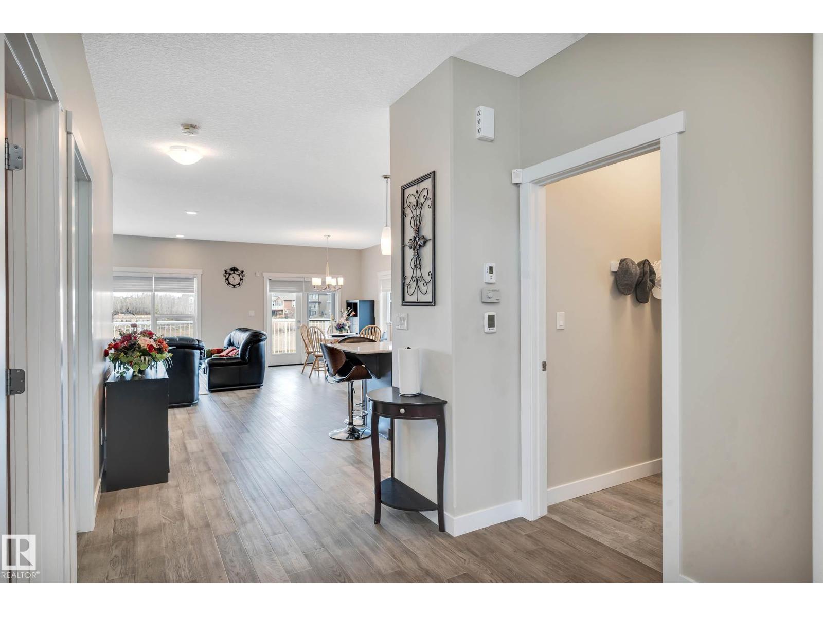 7067 Newson Rd Nw, Edmonton, Alberta  T5E 6V6 - Photo 5 - E4431769