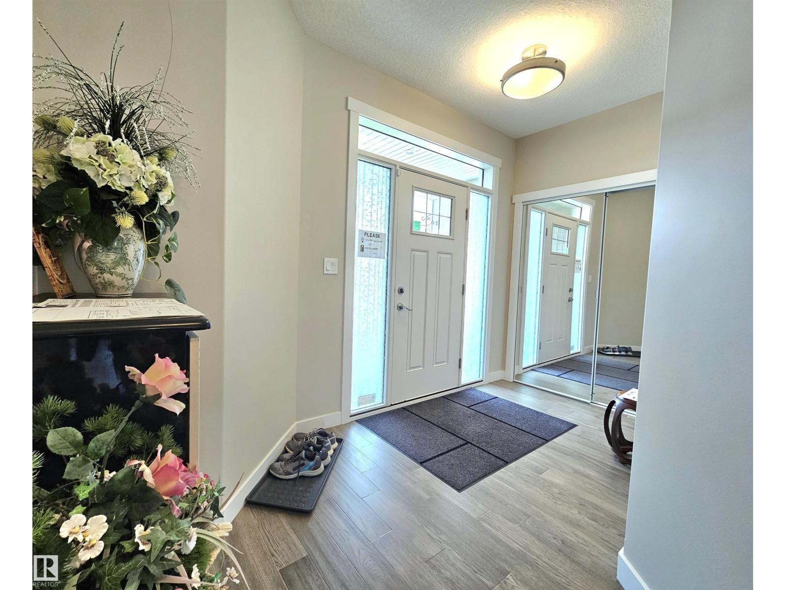 7067 Newson Rd Nw, Edmonton, Alberta  T5E 6V6 - Photo 4 - E4431769