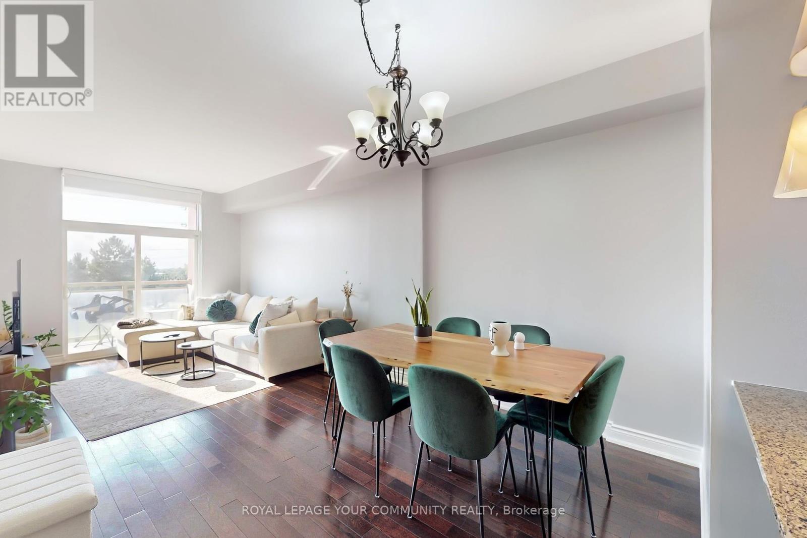 220 - 10211 Keele Street, Vaughan (Maple), Ontario  L6A 4R7 - Photo 3 - N12398706