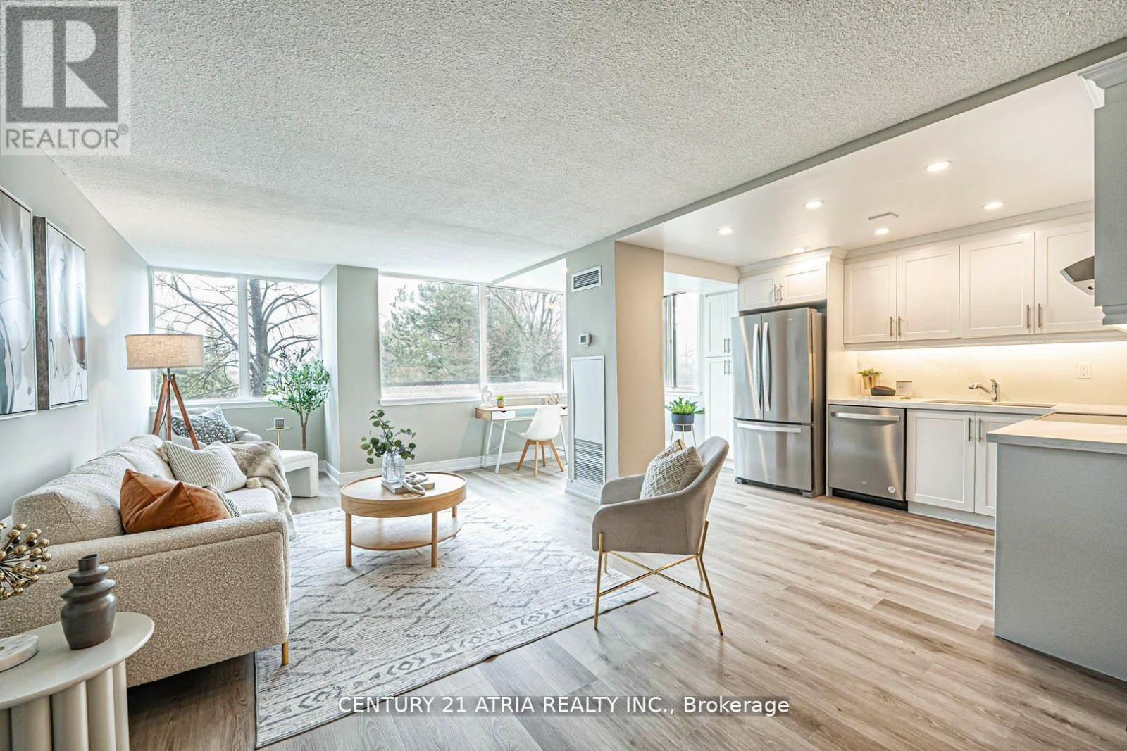 206 - 350 Webb Drive, Mississauga, Ontario  L5B 3N6 - Photo 10 - W12398696