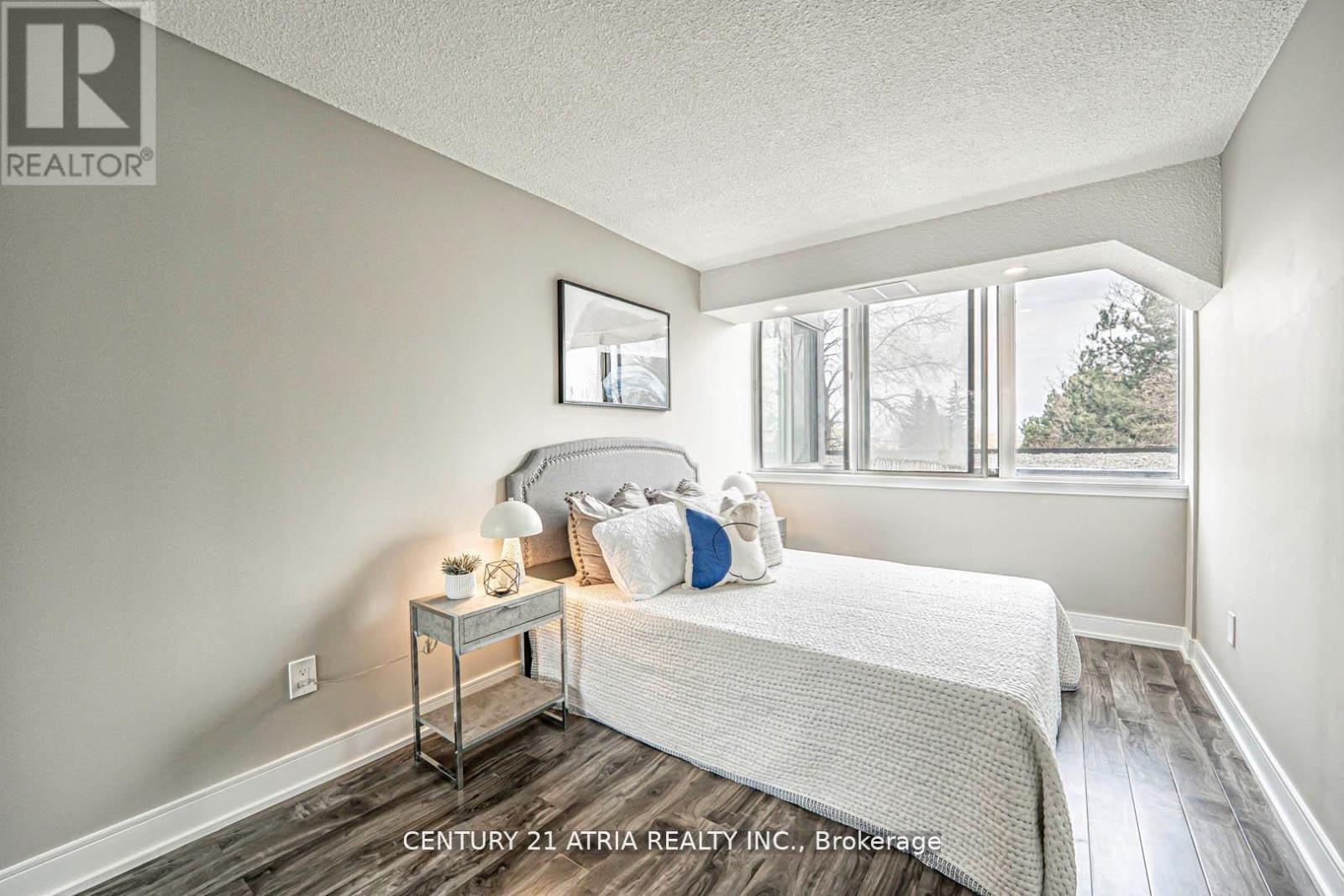 206 - 350 Webb Drive, Mississauga, Ontario  L5B 3N6 - Photo 20 - W12398696