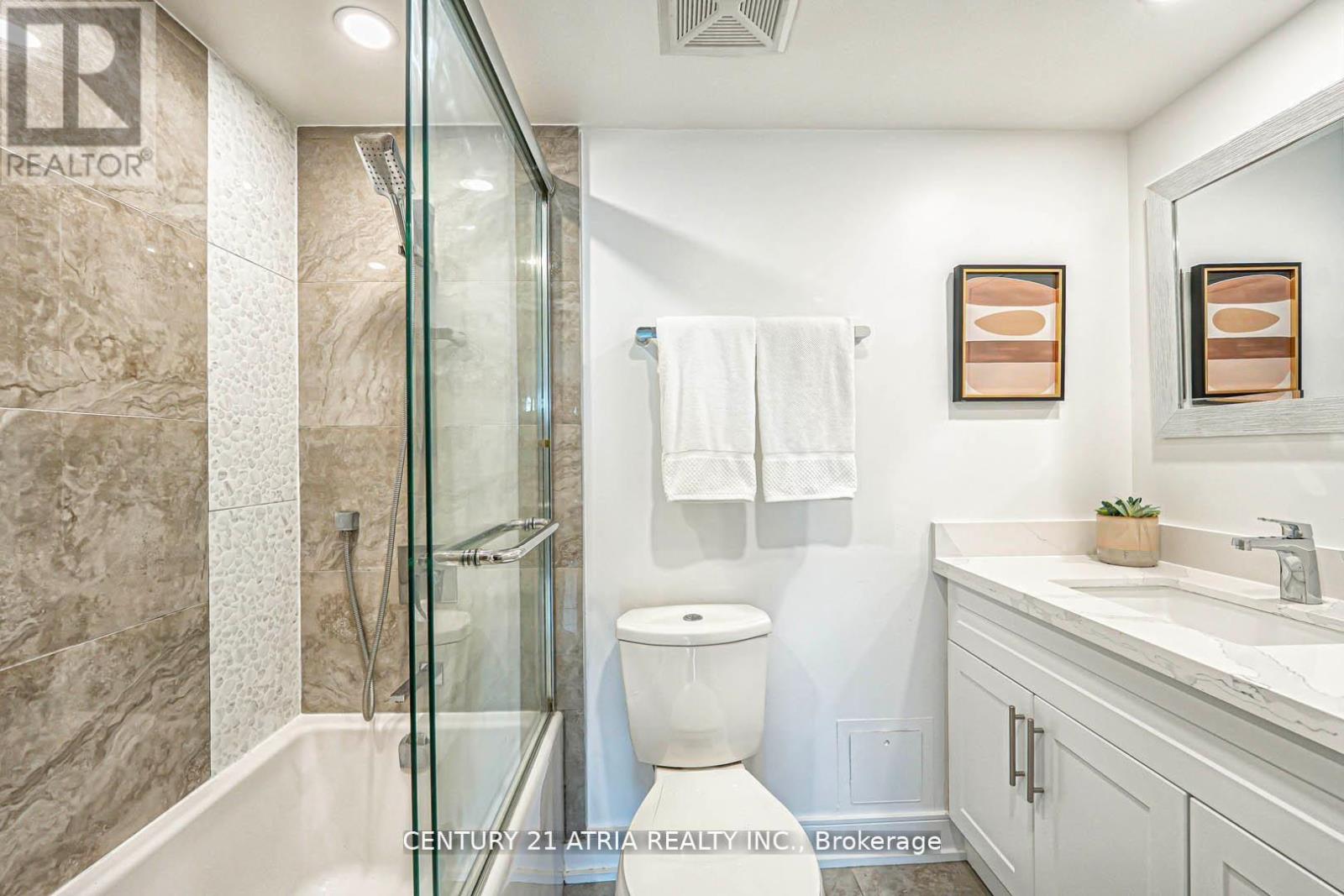 206 - 350 Webb Drive, Mississauga, Ontario  L5B 3N6 - Photo 22 - W12398696