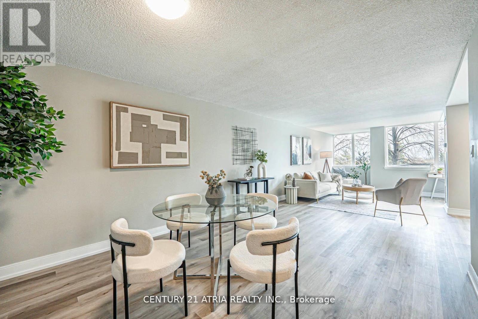 206 - 350 Webb Drive, Mississauga, Ontario  L5B 3N6 - Photo 4 - W12398696