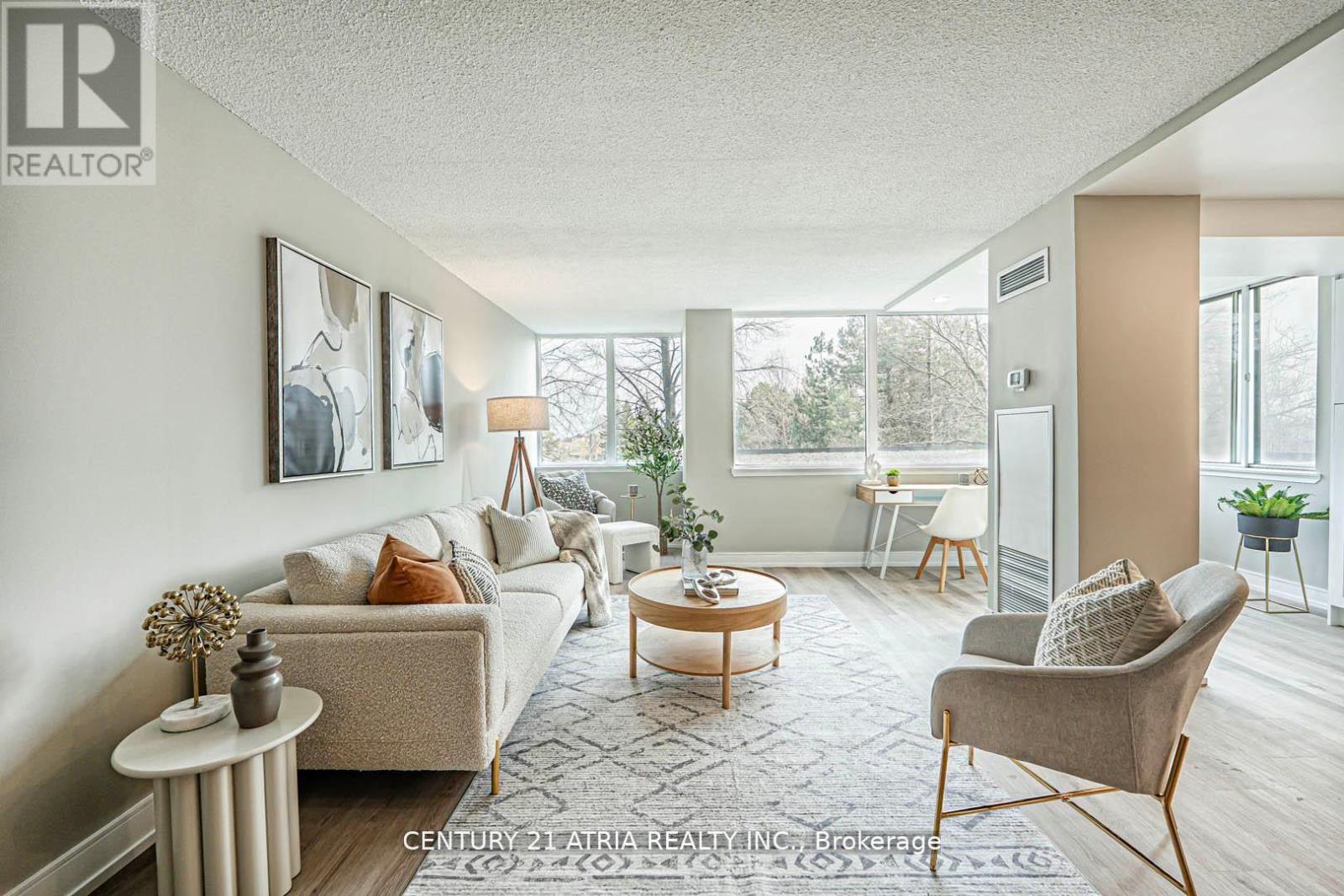 206 - 350 Webb Drive, Mississauga, Ontario  L5B 3N6 - Photo 5 - W12398696