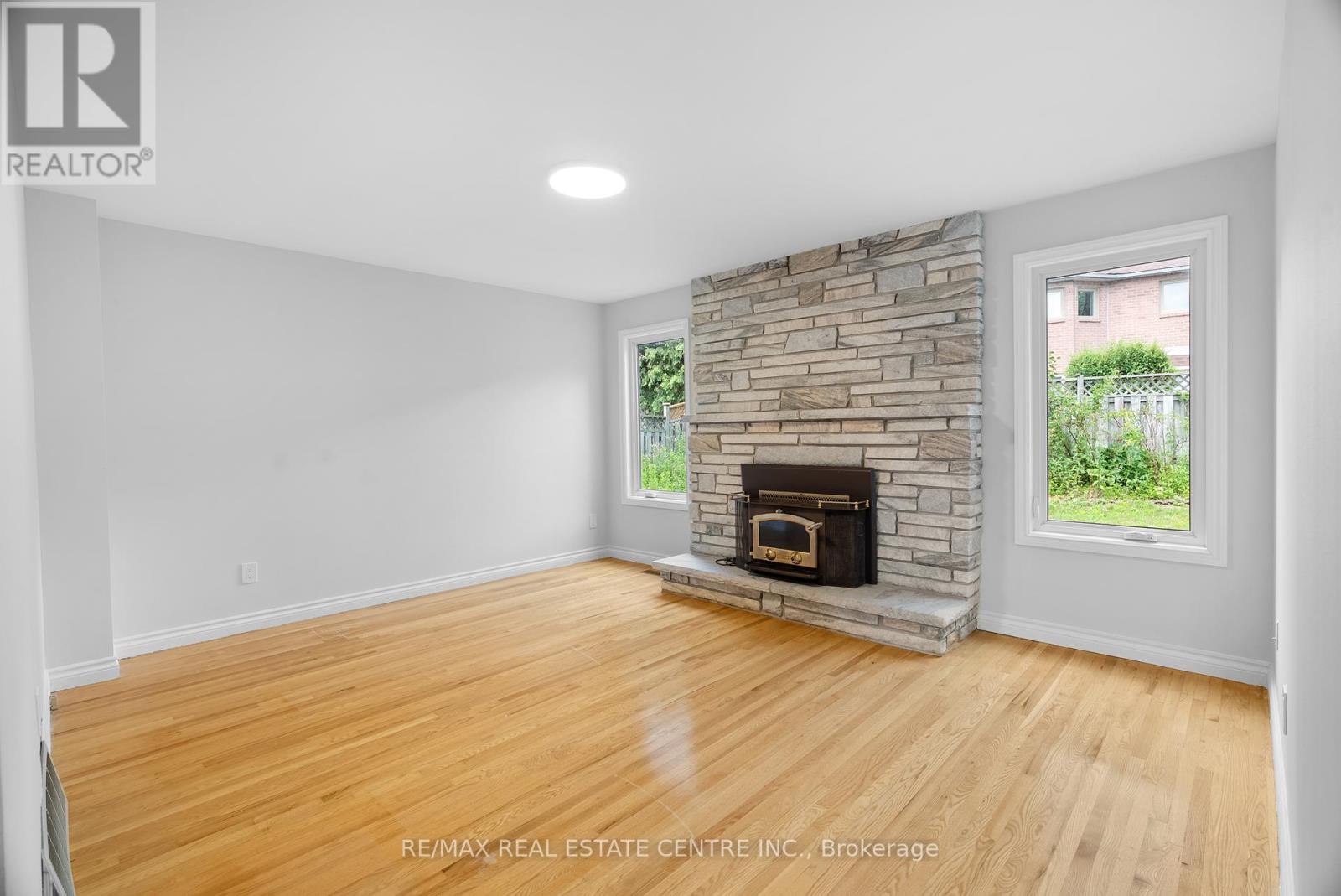 4623 Hewicks Lane, Mississauga, Ontario  L5M 3L8 - Photo 14 - W12398715