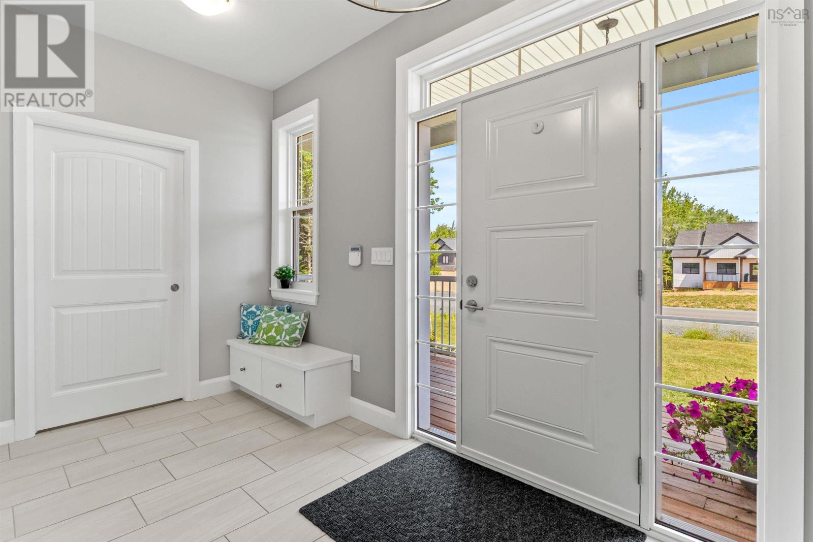Property at 379 Meadow View Way image 3
