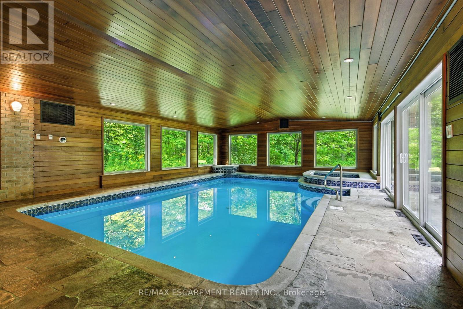 26 Parkshore Place, Hamilton, Ontario  L0R 1H1 - Photo 34 - X12398725