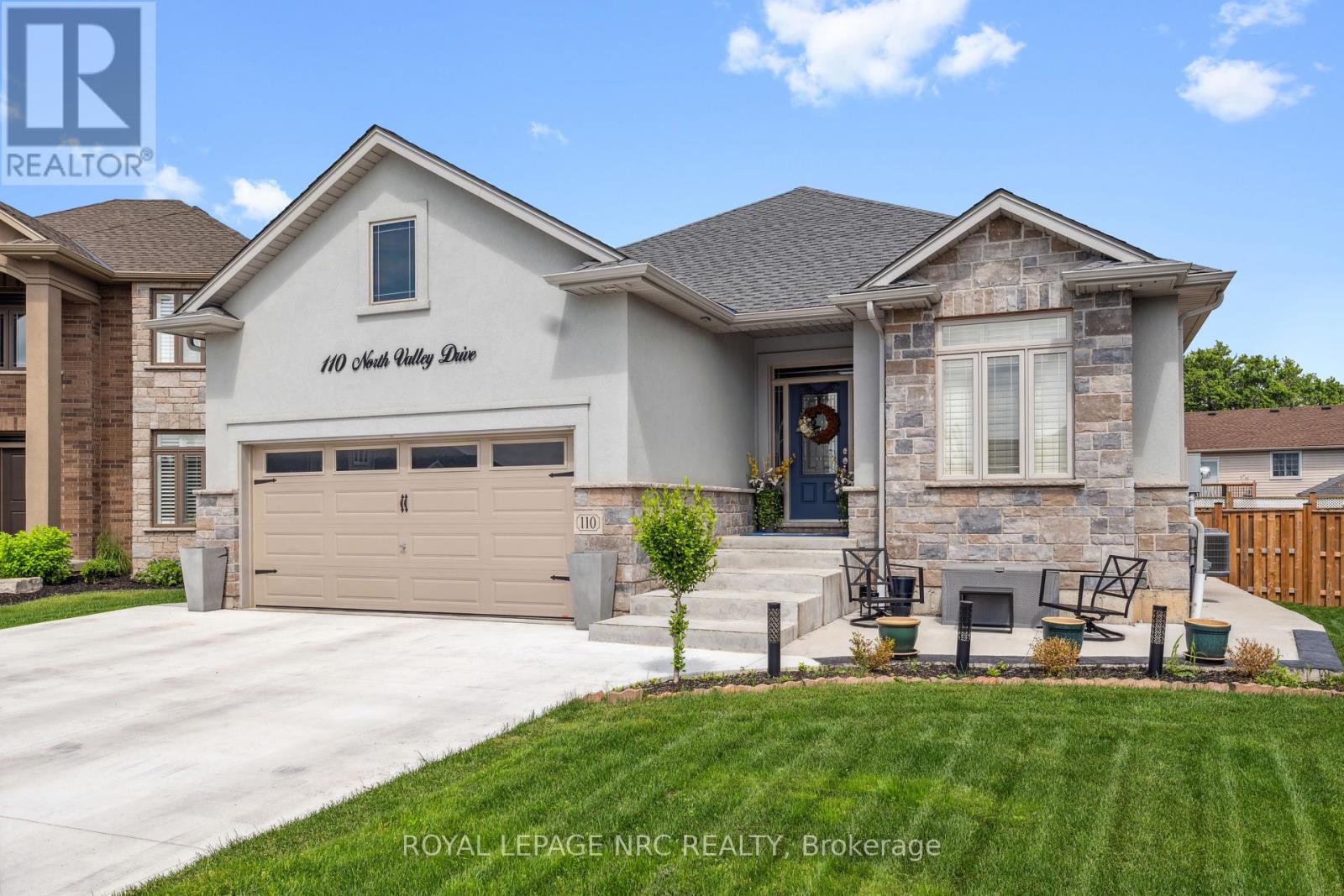 110 North Valley Drive, Welland (N. Welland), Ontario  L3C 7B6 - Photo 1 - X12398762