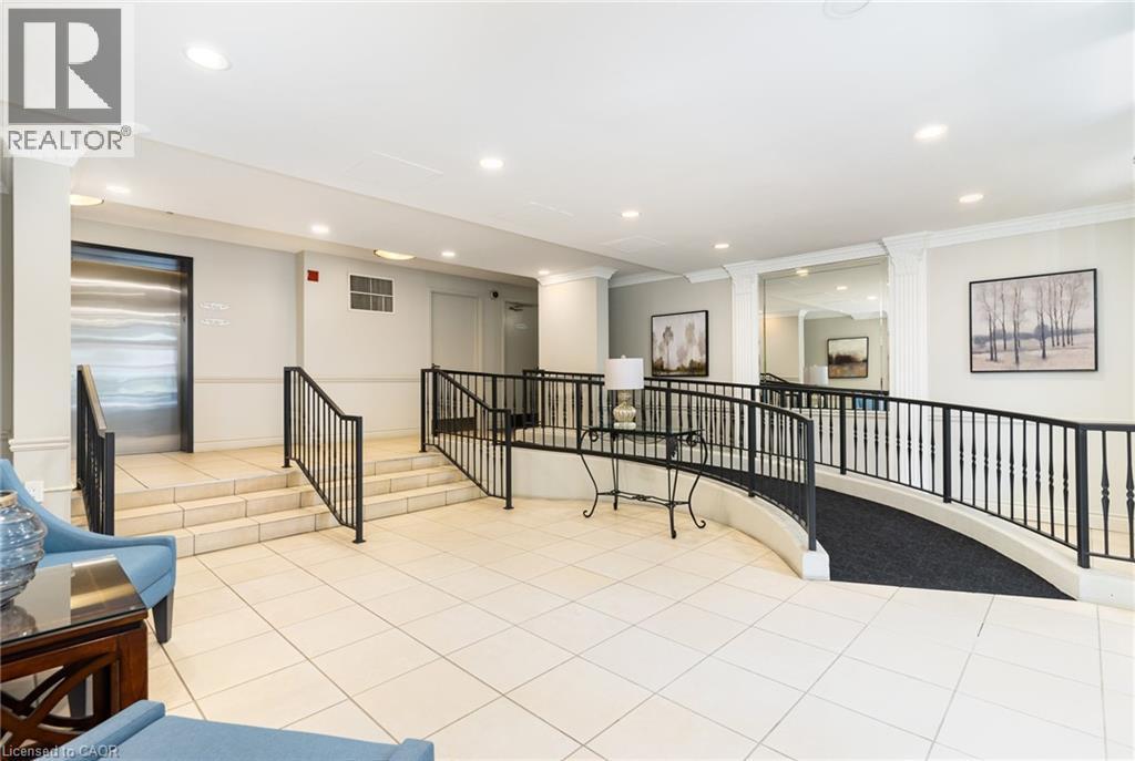2301 Parkhaven Boulevard Unit# 410, Oakville, Ontario  L6H 6V6 - Photo 3 - 40769106