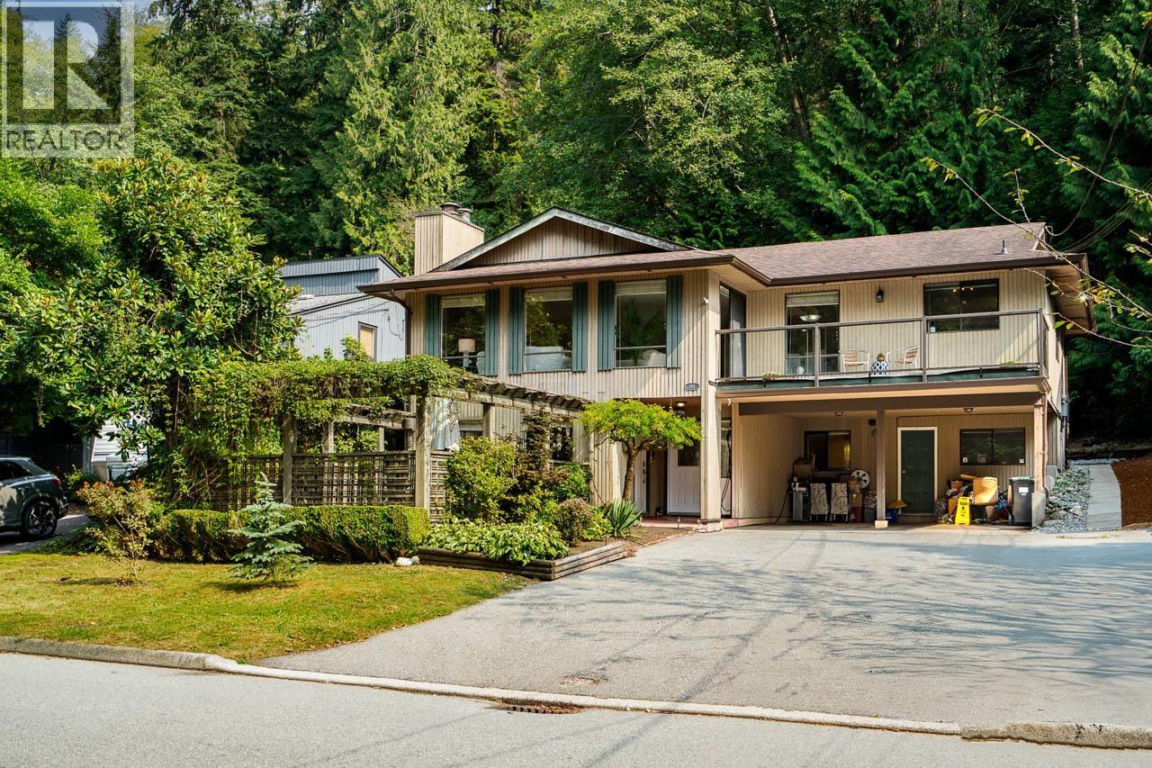 1184 RIVERSIDE DRIVE, North Vancouver, British Columbia