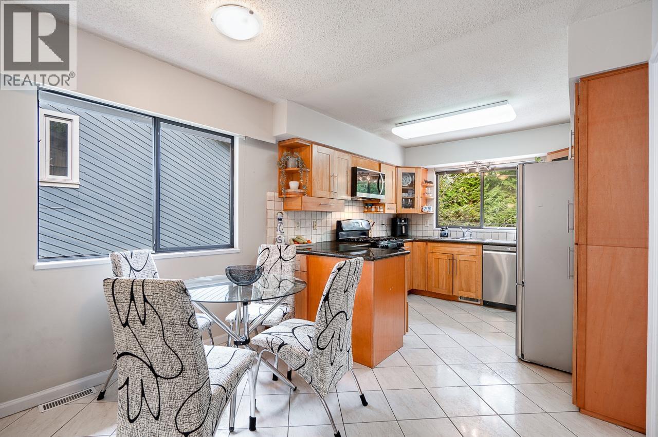 1184 Riverside Drive, North Vancouver, British Columbia  V7H 1V5 - Photo 13 - R3046987
