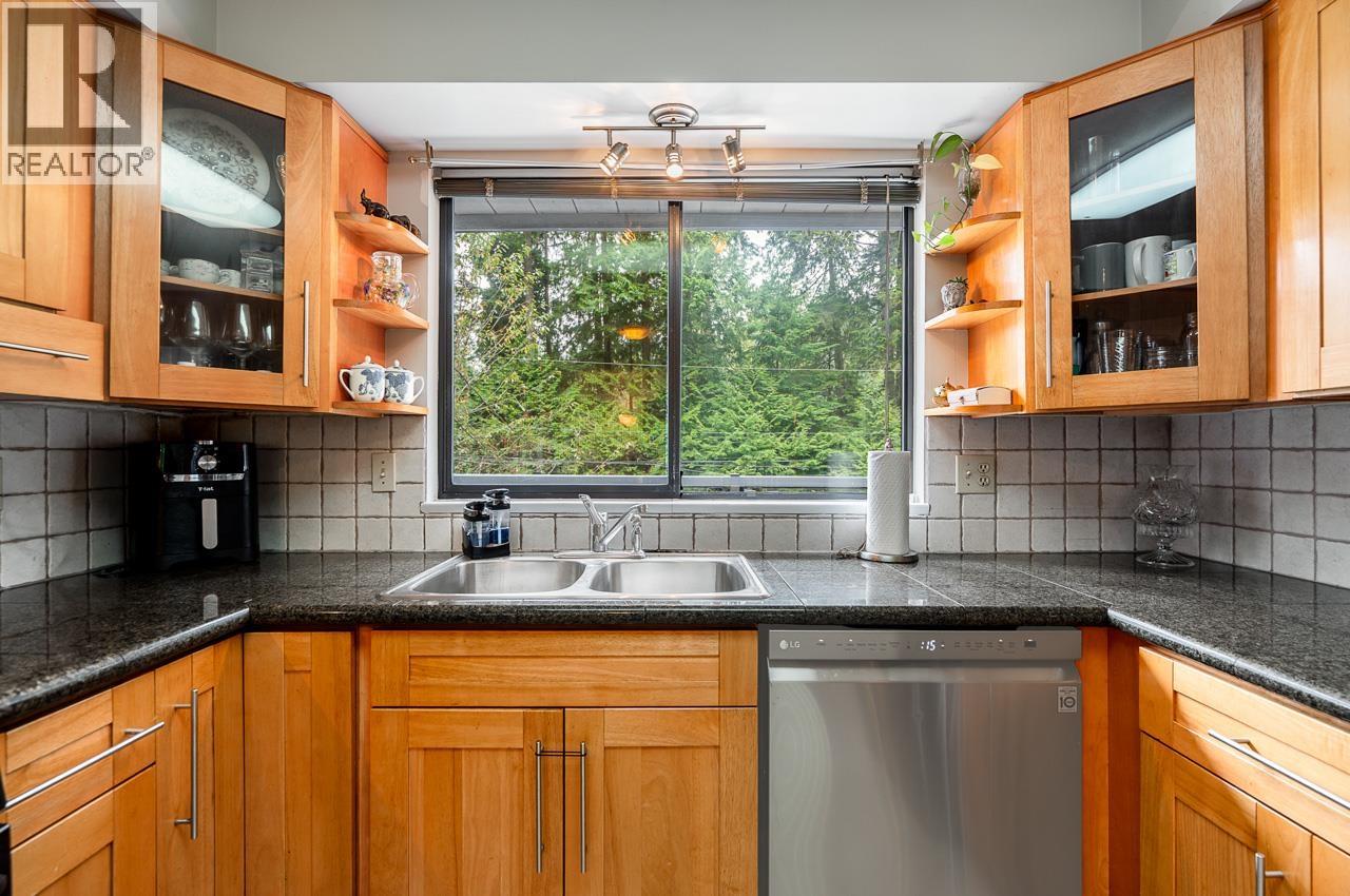 1184 Riverside Drive, North Vancouver, British Columbia  V7H 1V5 - Photo 15 - R3046987