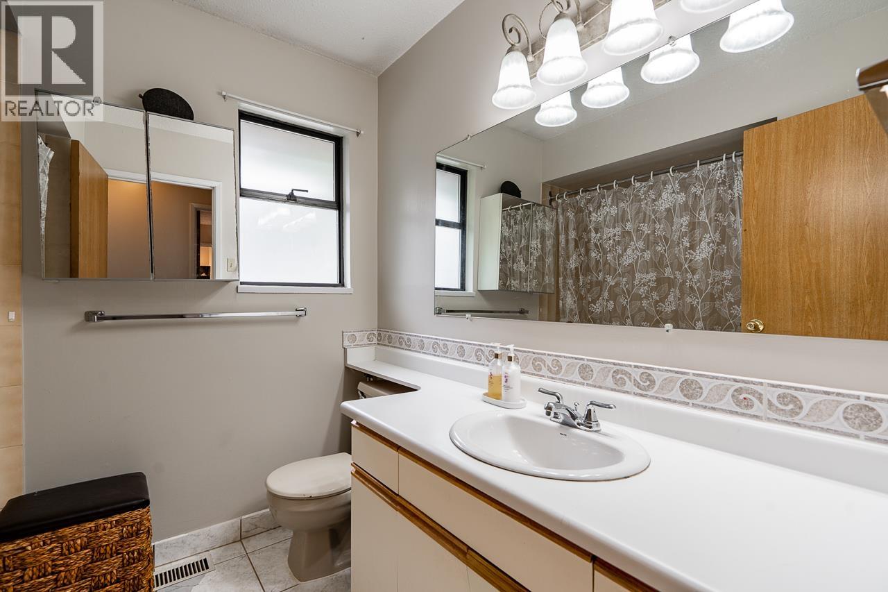 1184 Riverside Drive, North Vancouver, British Columbia  V7H 1V5 - Photo 23 - R3046987