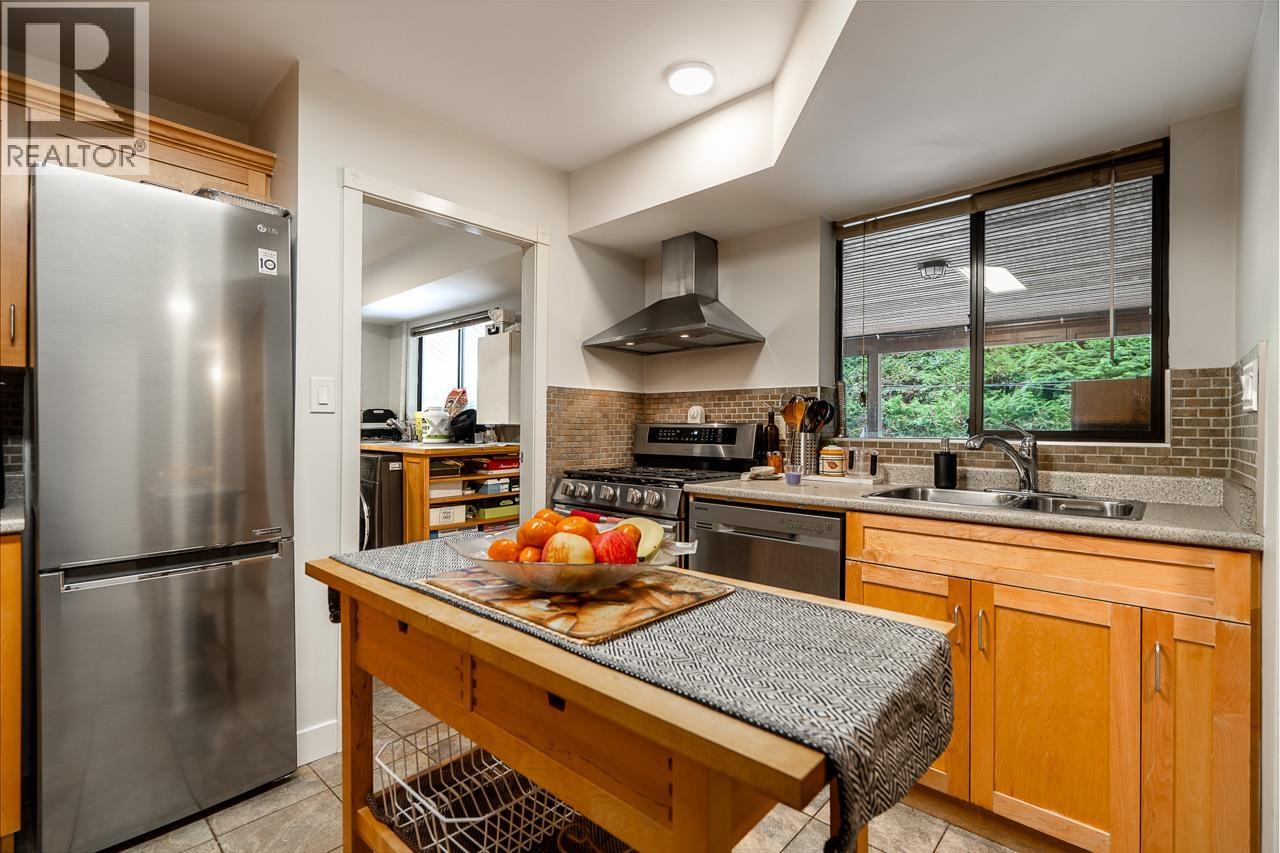 1184 Riverside Drive, North Vancouver, British Columbia  V7H 1V5 - Photo 27 - R3046987