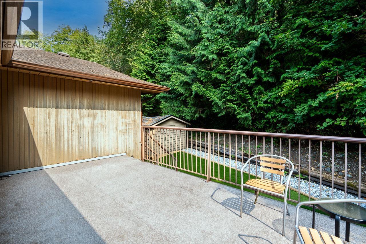 1184 Riverside Drive, North Vancouver, British Columbia  V7H 1V5 - Photo 35 - R3046987