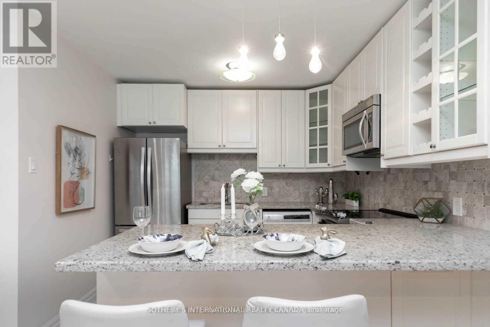 108 - 35 Raglan Avenue, Toronto, Ontario  M6C 2K7 - Photo 11 - C12398742