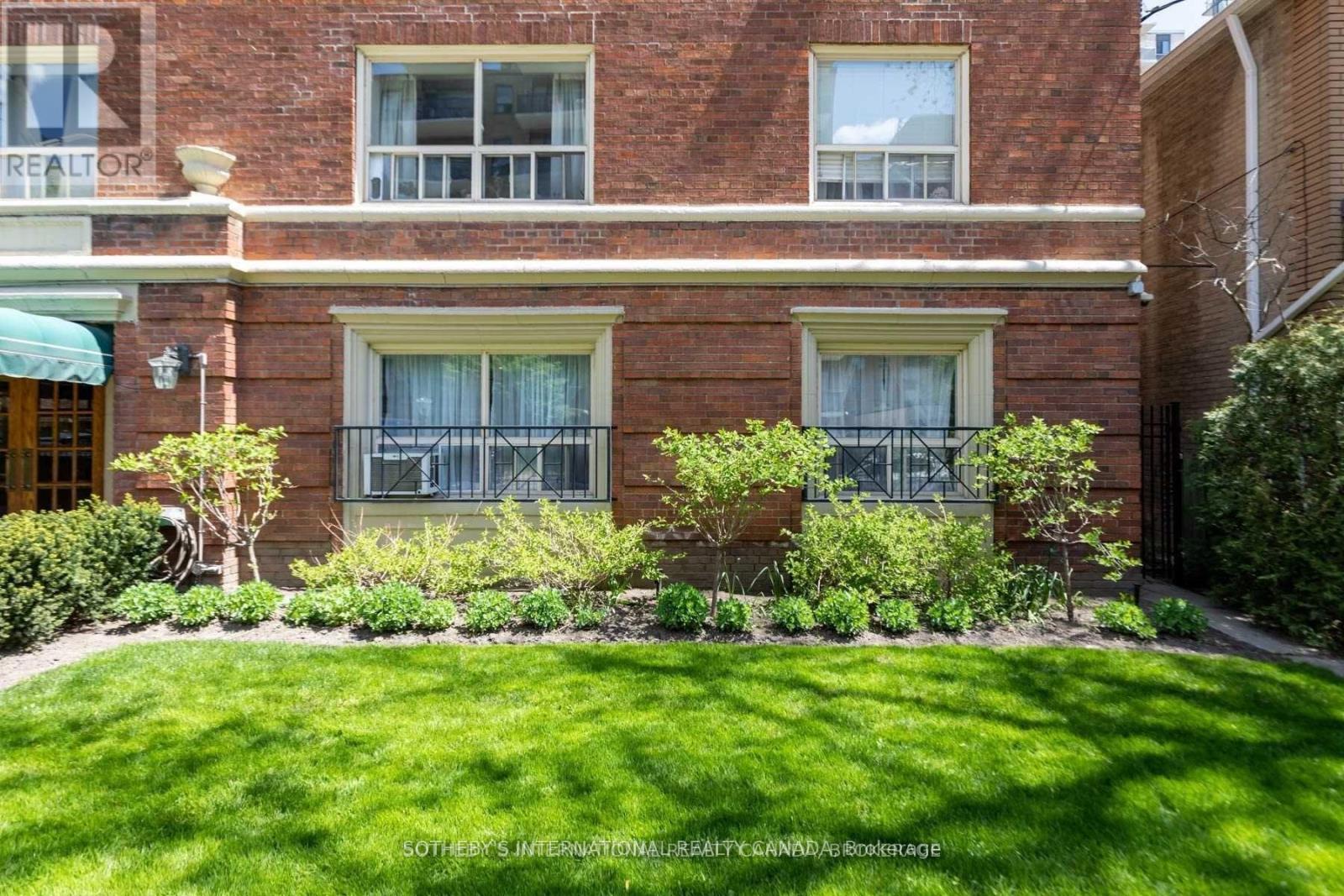 108 - 35 Raglan Avenue, Toronto, Ontario  M6C 2K7 - Photo 21 - C12398742