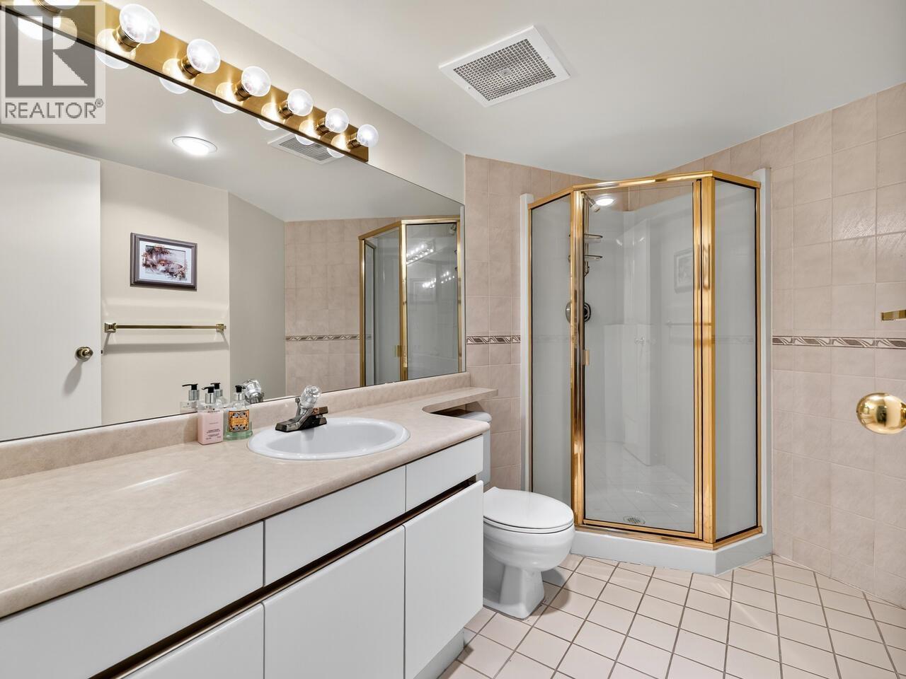 807 8 Laguna Court, New Westminster, British Columbia  V3M 6M6 - Photo 16 - R3046461
