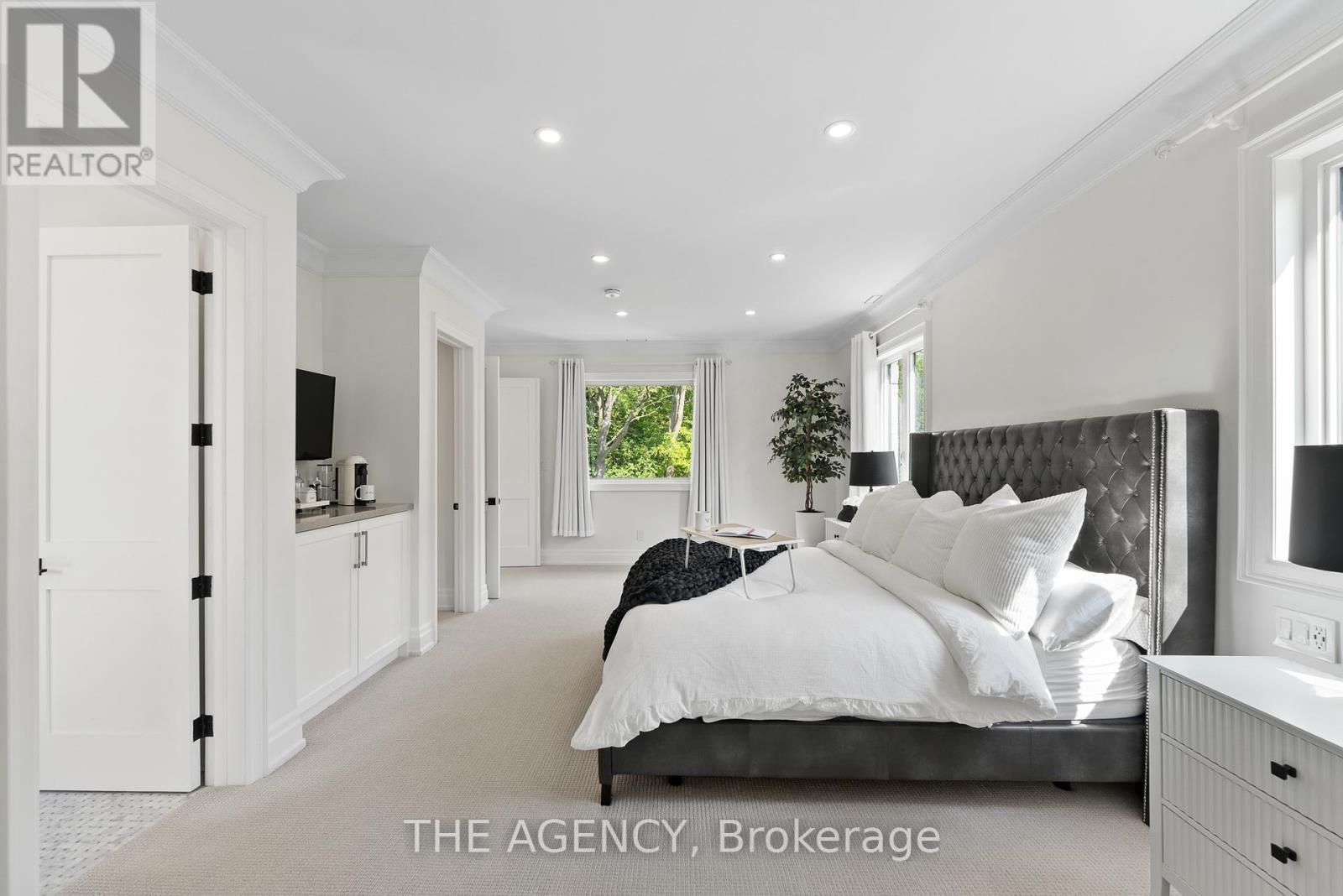 1067 Jerseyville Road W, Hamilton (Ancaster), Ontario  L0R 1R0 - Photo 23 - X12396670