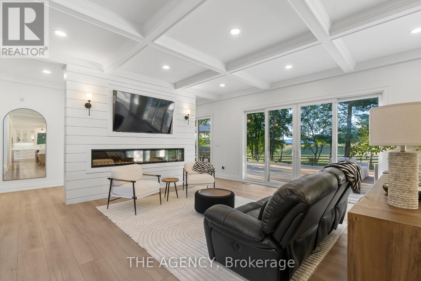 1067 Jerseyville Road W, Hamilton (Ancaster), Ontario  L0R 1R0 - Photo 7 - X12396670