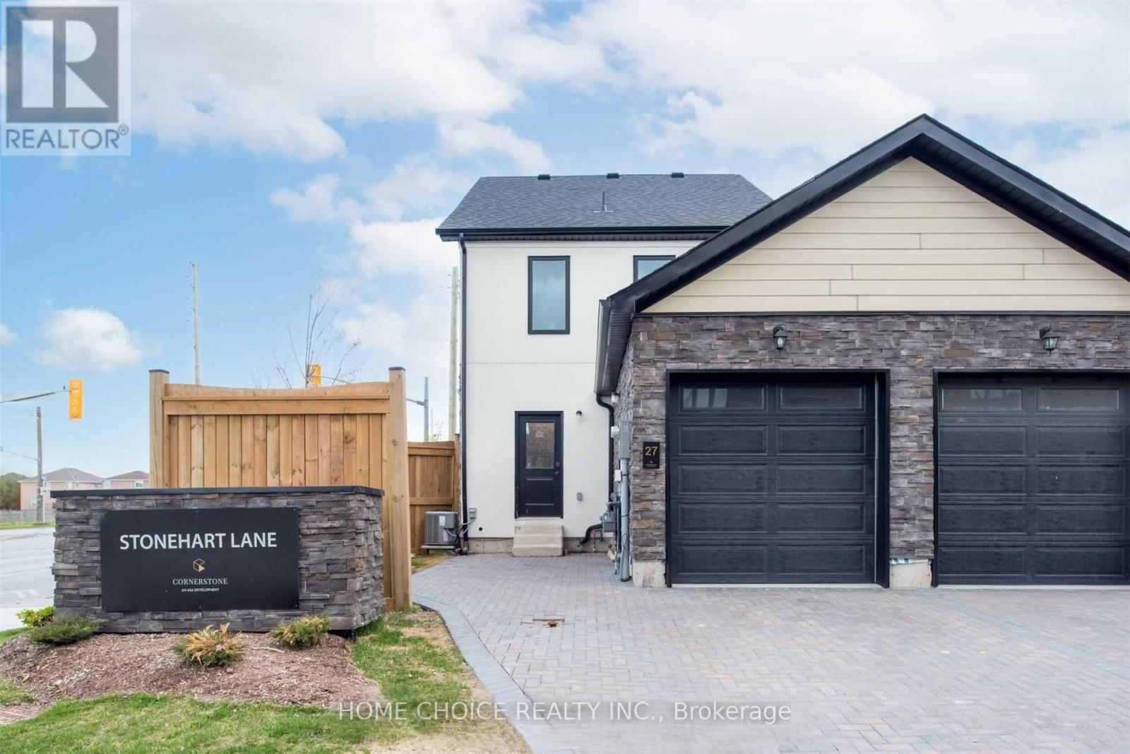 27 Stonehart Lane, Barrie, Ontario  L4M 7E8 - Photo 1 - S12398758