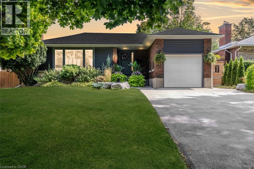 23 WEST HAMPTON Road, St. Catharines, Ontario