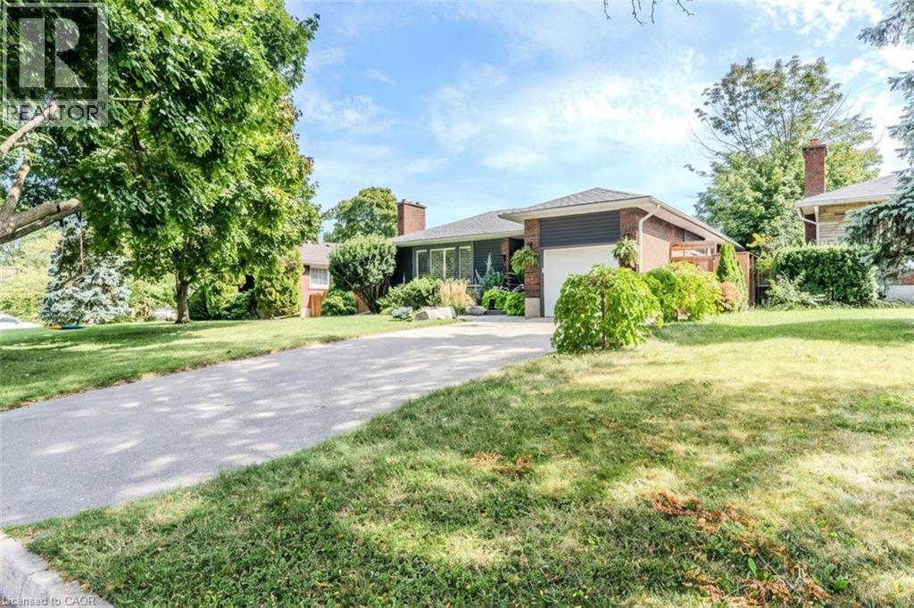 23 West Hampton Road, St. Catharines, Ontario  L2T 3E6 - Photo 2 - 40768865