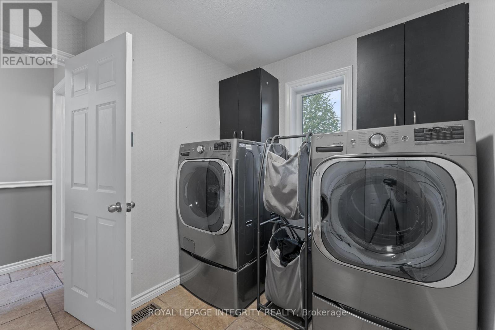1893 Rideau Road, Ottawa, Ontario  K1X 1E1 - Photo 17 - X12398765