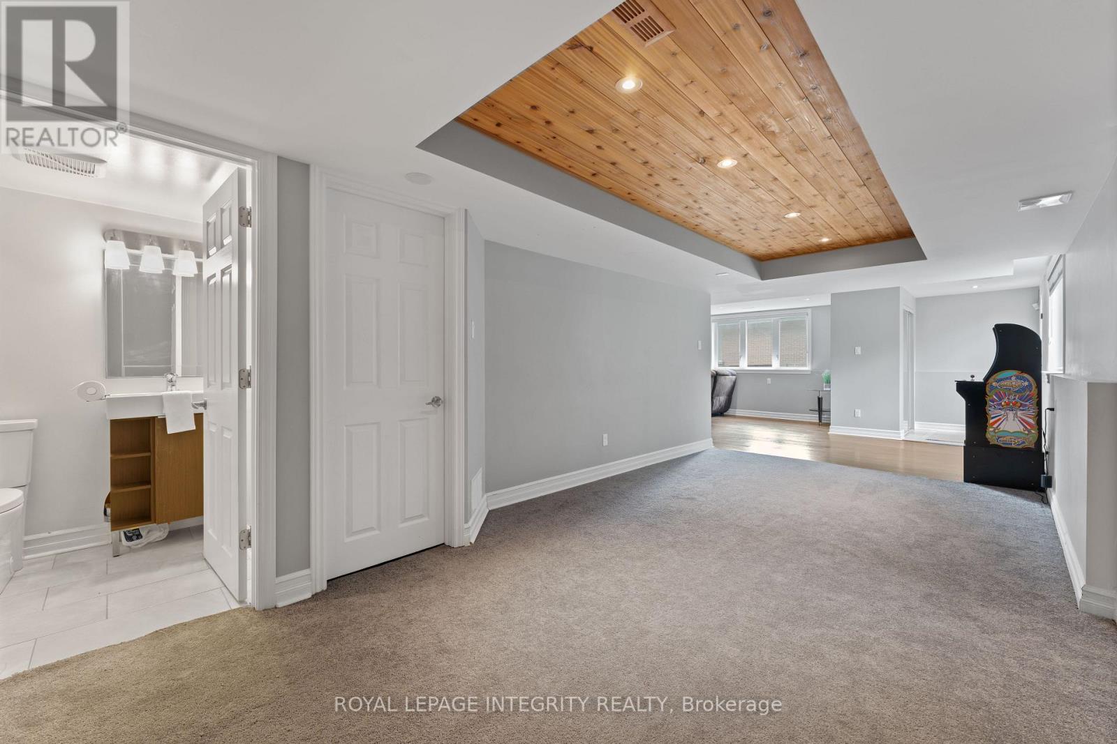 1893 Rideau Road, Ottawa, Ontario  K1X 1E1 - Photo 34 - X12398765