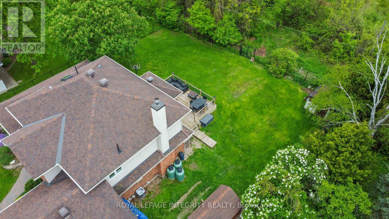 1893 Rideau Road, Ottawa, Ontario  K1X 1E1 - Photo 40 - X12398765