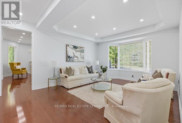 122 Wood Rim Drive, Richmond Hill, Ontario  L4E 4N8 - Photo 13 - N12396795