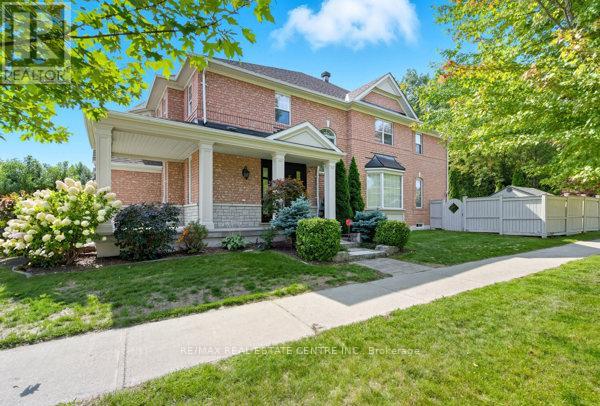 122 Wood Rim Drive, Richmond Hill, Ontario  L4E 4N8 - Photo 5 - N12396795