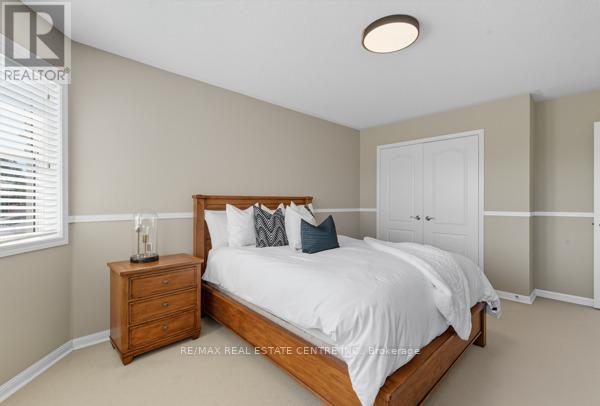122 Wood Rim Drive, Richmond Hill, Ontario  L4E 4N8 - Photo 33 - N12396795