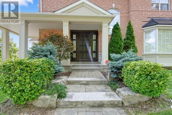 122 Wood Rim Drive, Richmond Hill, Ontario  L4E 4N8 - Photo 45 - N12396795