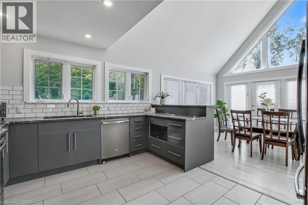 1907 Dumfries Road, Cambridge, Ontario  N1R 5S5 - Photo 13 - 40766470