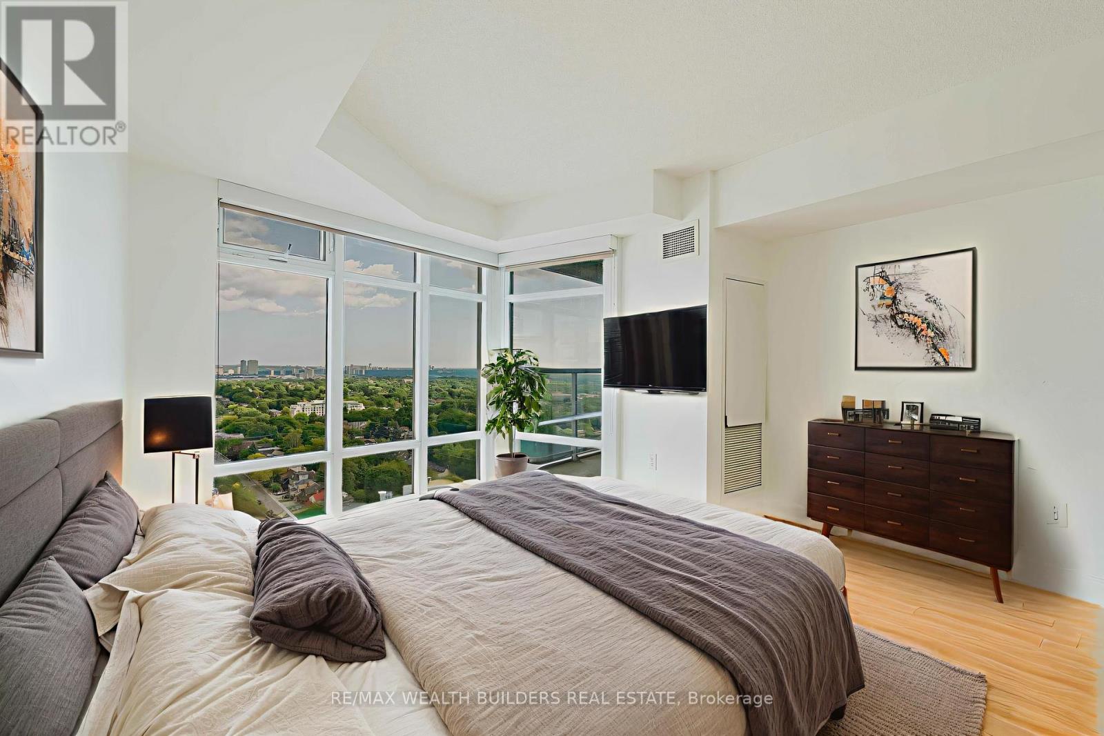 2702 - 2181 Yonge Street, Toronto, Ontario  M4S 3H7 - Photo 7 - C12398783