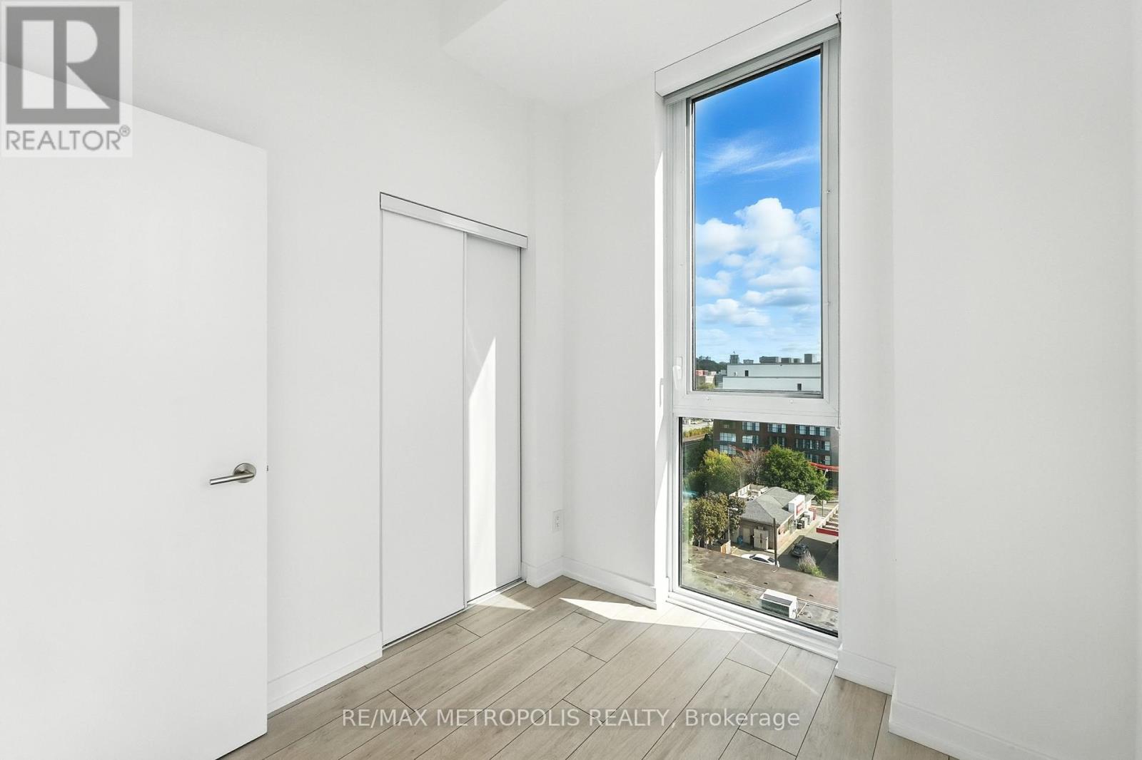 815 - 500 Dupont Street, Toronto, Ontario  M6G 0B8 - Photo 14 - C12398793