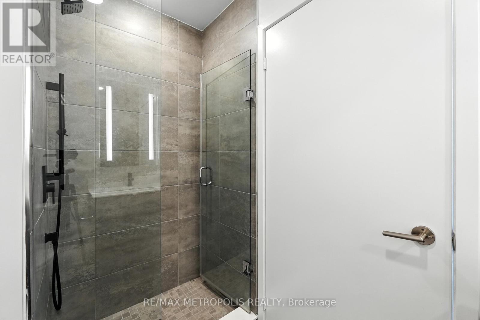 815 - 500 Dupont Street, Toronto, Ontario  M6G 0B8 - Photo 18 - C12398793