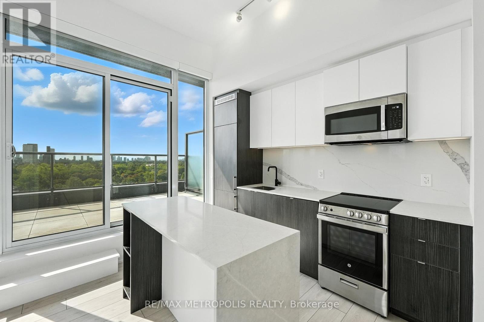 815 - 500 Dupont Street, Toronto, Ontario  M6G 0B8 - Photo 5 - C12398793
