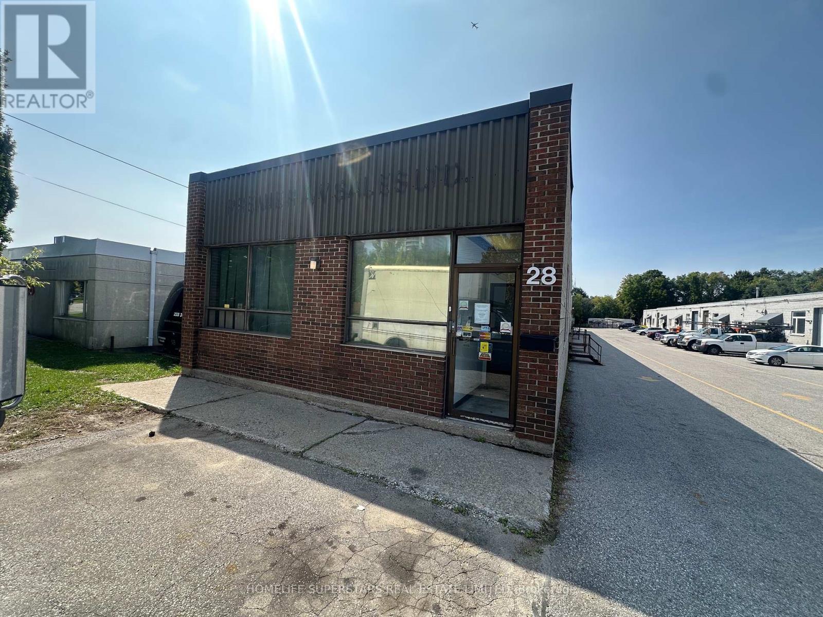 28 HOWDEN ROAD, Toronto, Ontario