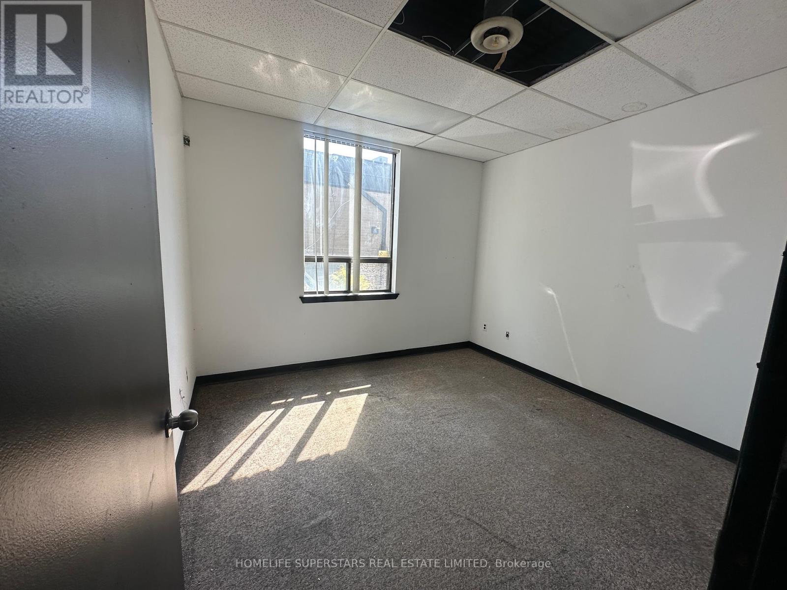 28 Howden Road, Toronto, Ontario  M1R 3E4 - Photo 3 - E12398781