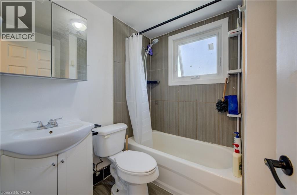15 West 1st Street, Hamilton, Ontario  L9C 3B5 - Photo 13 - 40768361