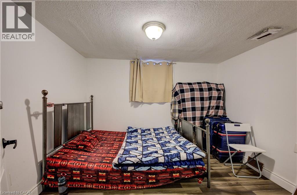 15 West 1st Street, Hamilton, Ontario  L9C 3B5 - Photo 20 - 40768361