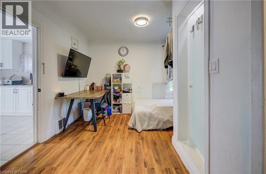 15 West 1st Street, Hamilton, Ontario  L9C 3B5 - Photo 7 - 40768361