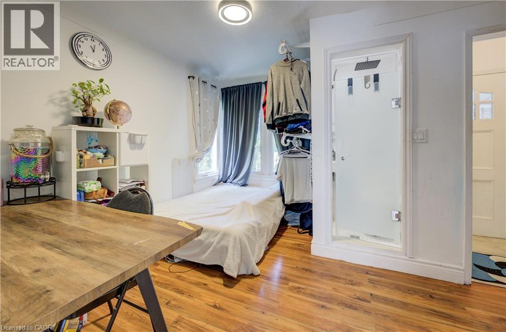 15 West 1st Street, Hamilton, Ontario  L9C 3B5 - Photo 8 - 40768361