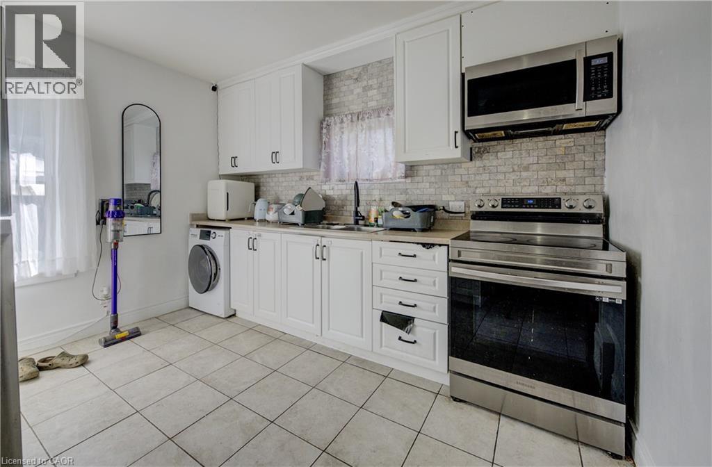 15 West 1st Street, Hamilton, Ontario  L9C 3B5 - Photo 9 - 40768361