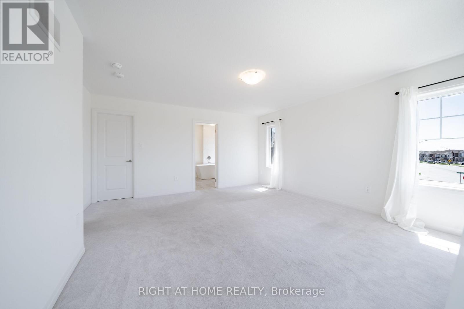 42 Copperhill Hts Drive E, Barrie, Ontario  L9J 0C3 - Photo 42 - S12398768